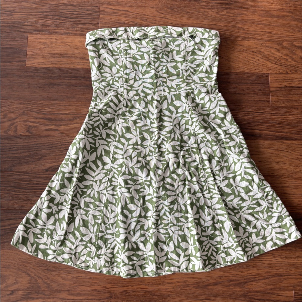 Abercrombie & Fitch Green and White Leaf Print Dress